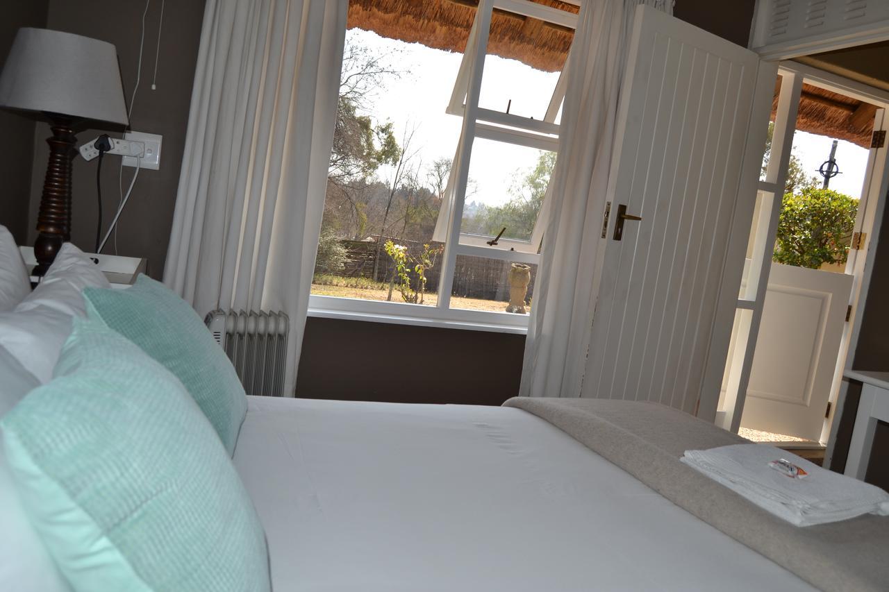 Готель Chartwell Manor Екстер'єр фото