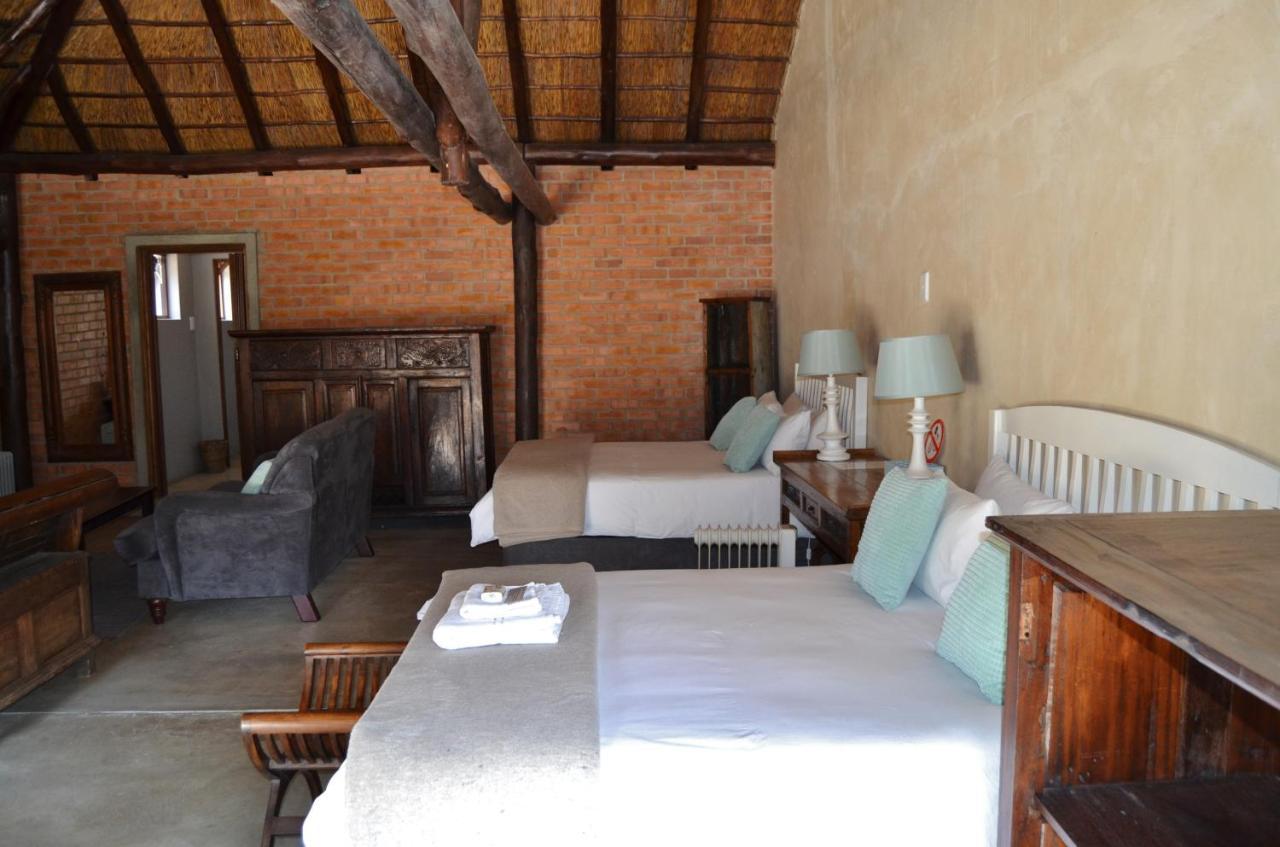 Готель Chartwell Manor Екстер'єр фото