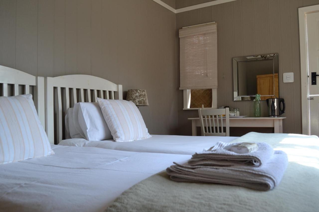 Готель Chartwell Manor Екстер'єр фото