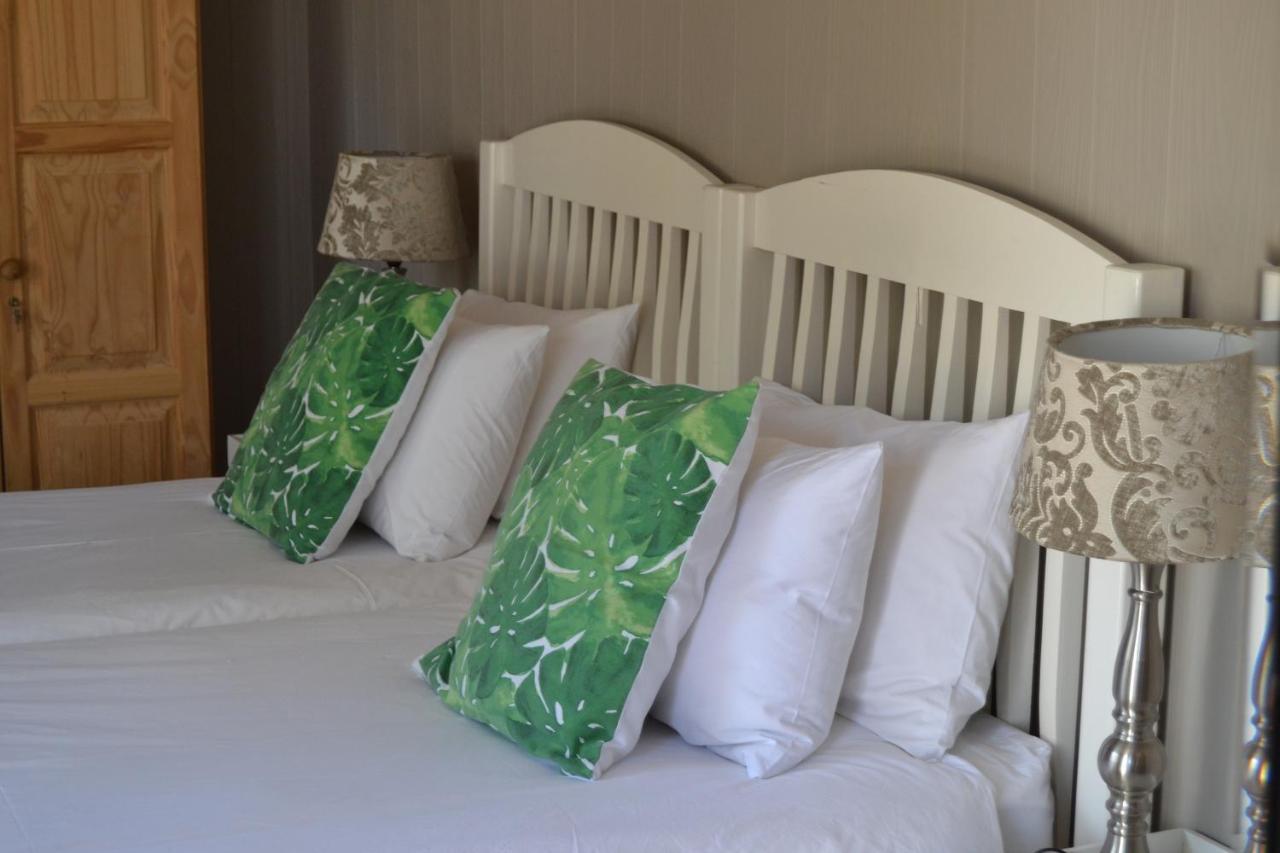 Готель Chartwell Manor Екстер'єр фото