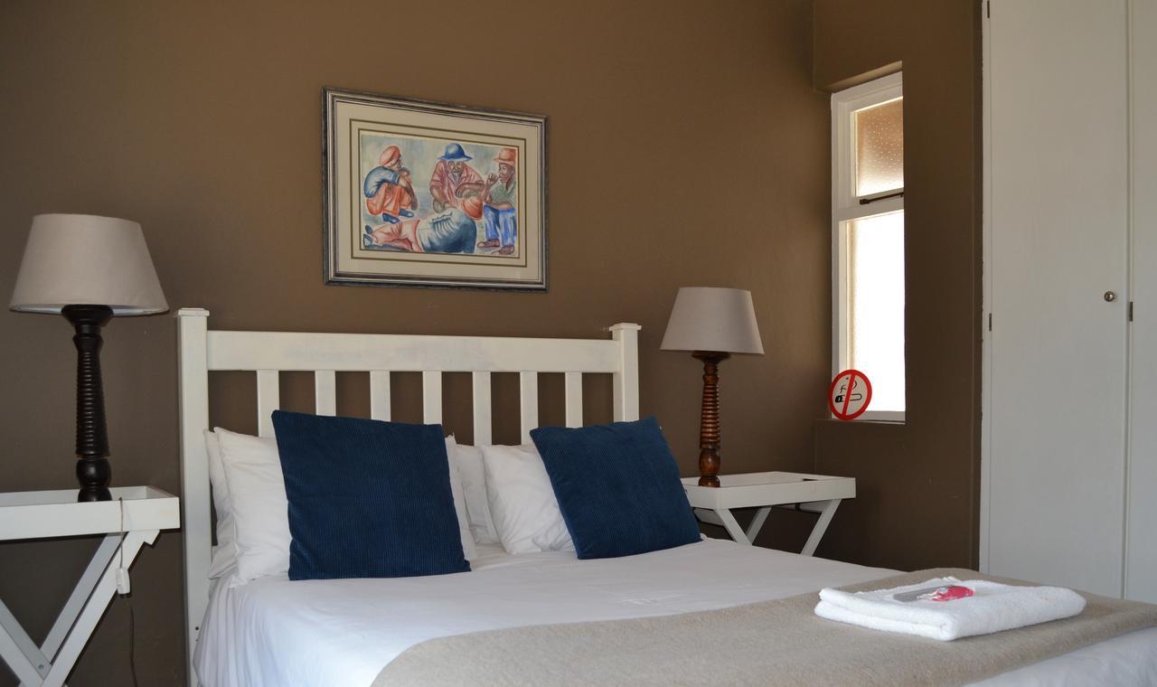 Готель Chartwell Manor Екстер'єр фото
