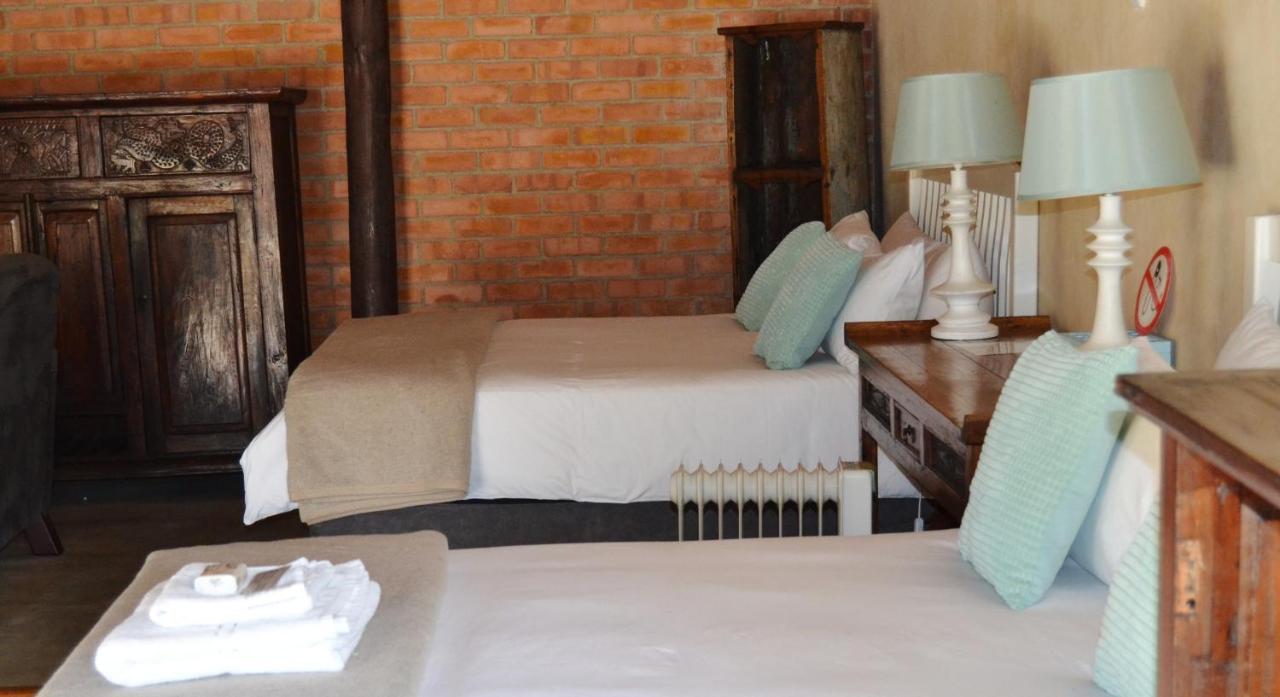 Готель Chartwell Manor Екстер'єр фото