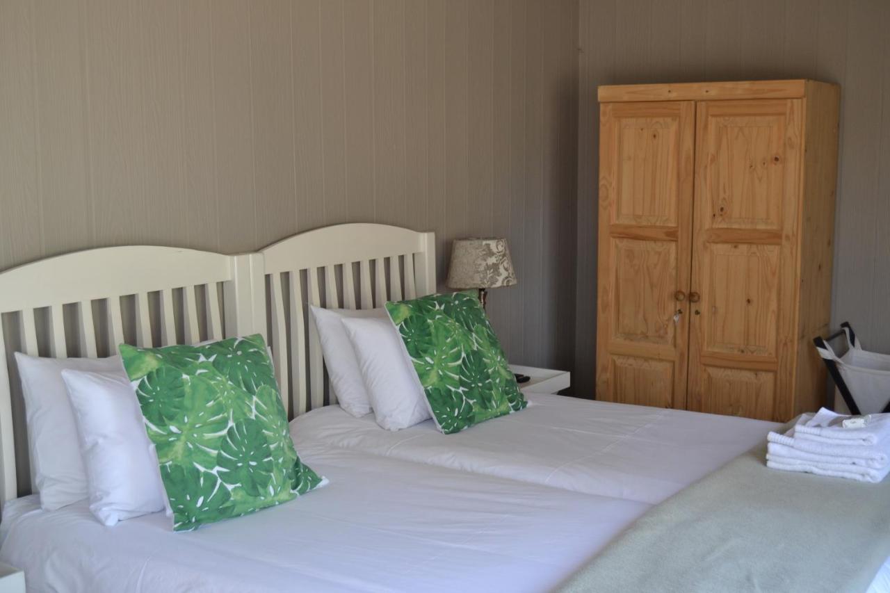 Готель Chartwell Manor Екстер'єр фото